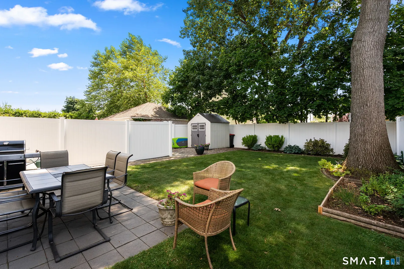 10 Marion Avenue Photo 30