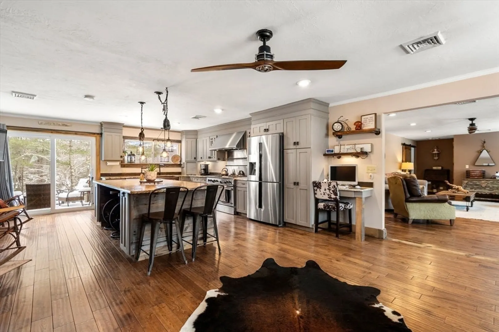 43 Ridge Way Photo 6