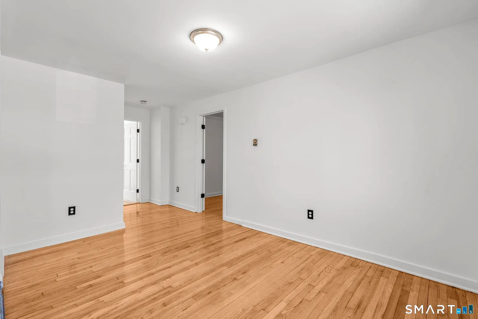 28-32 Starr Avenue  #11 Photo 11