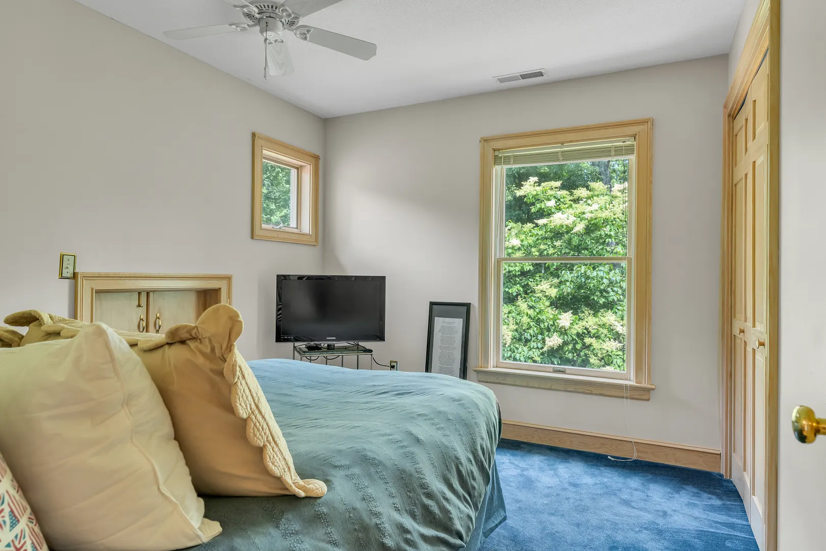 32 Staba Drive Photo 32