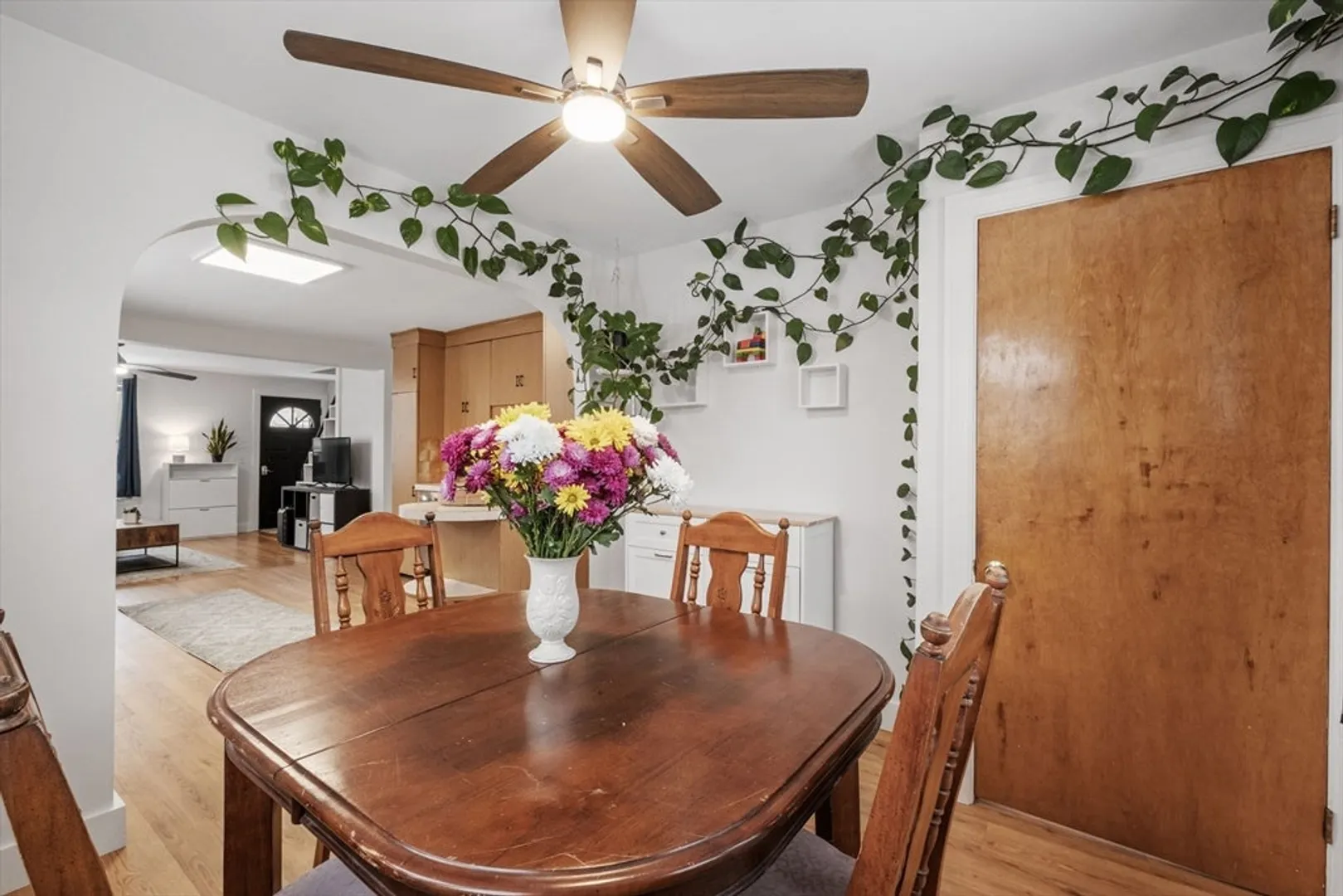 107 Upland Street Photo 7