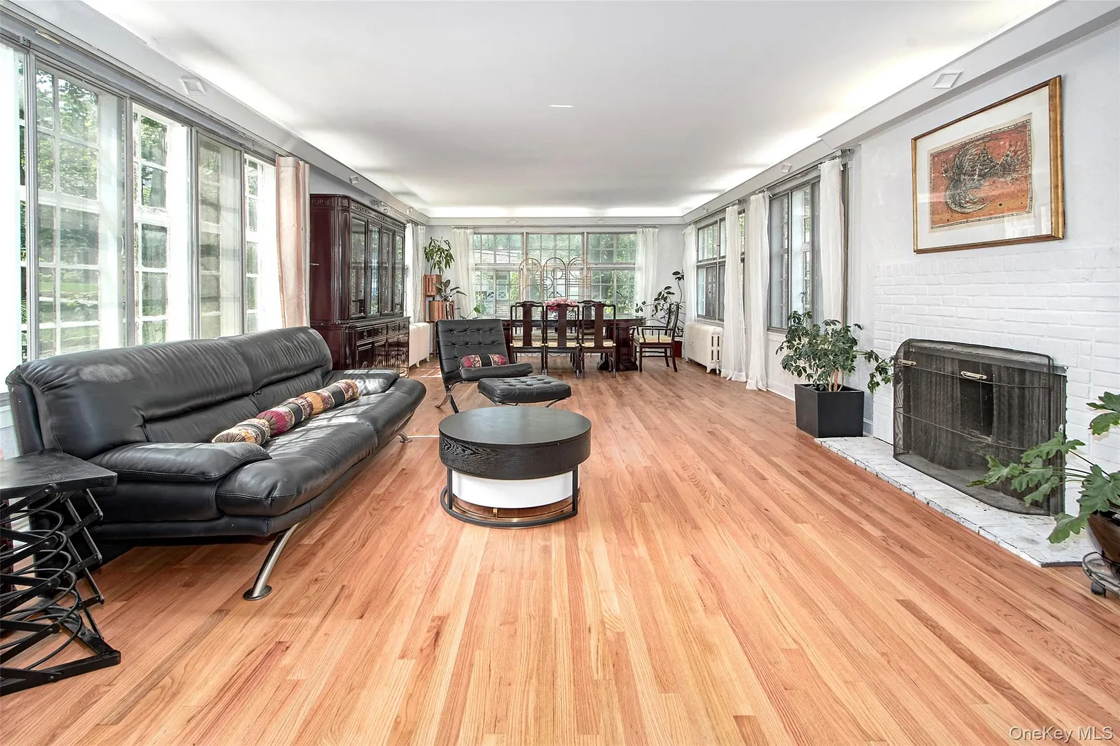 2 Byworth Road Photo 7