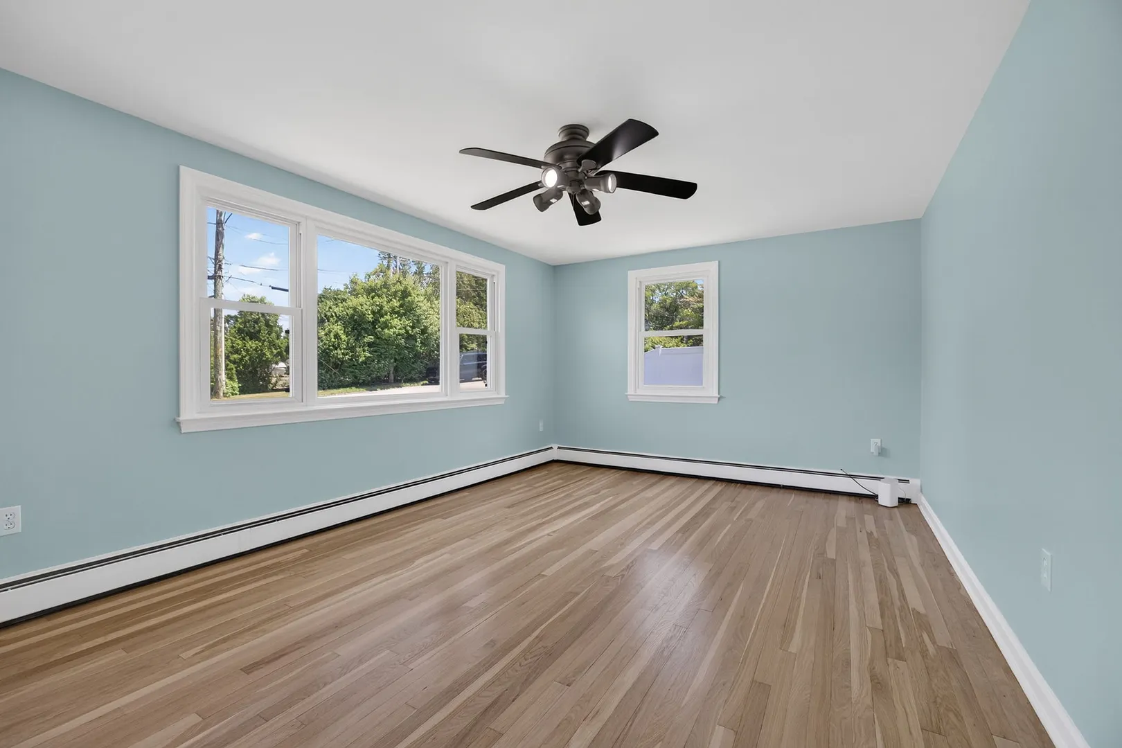 8 Pleasant Street Photo 16