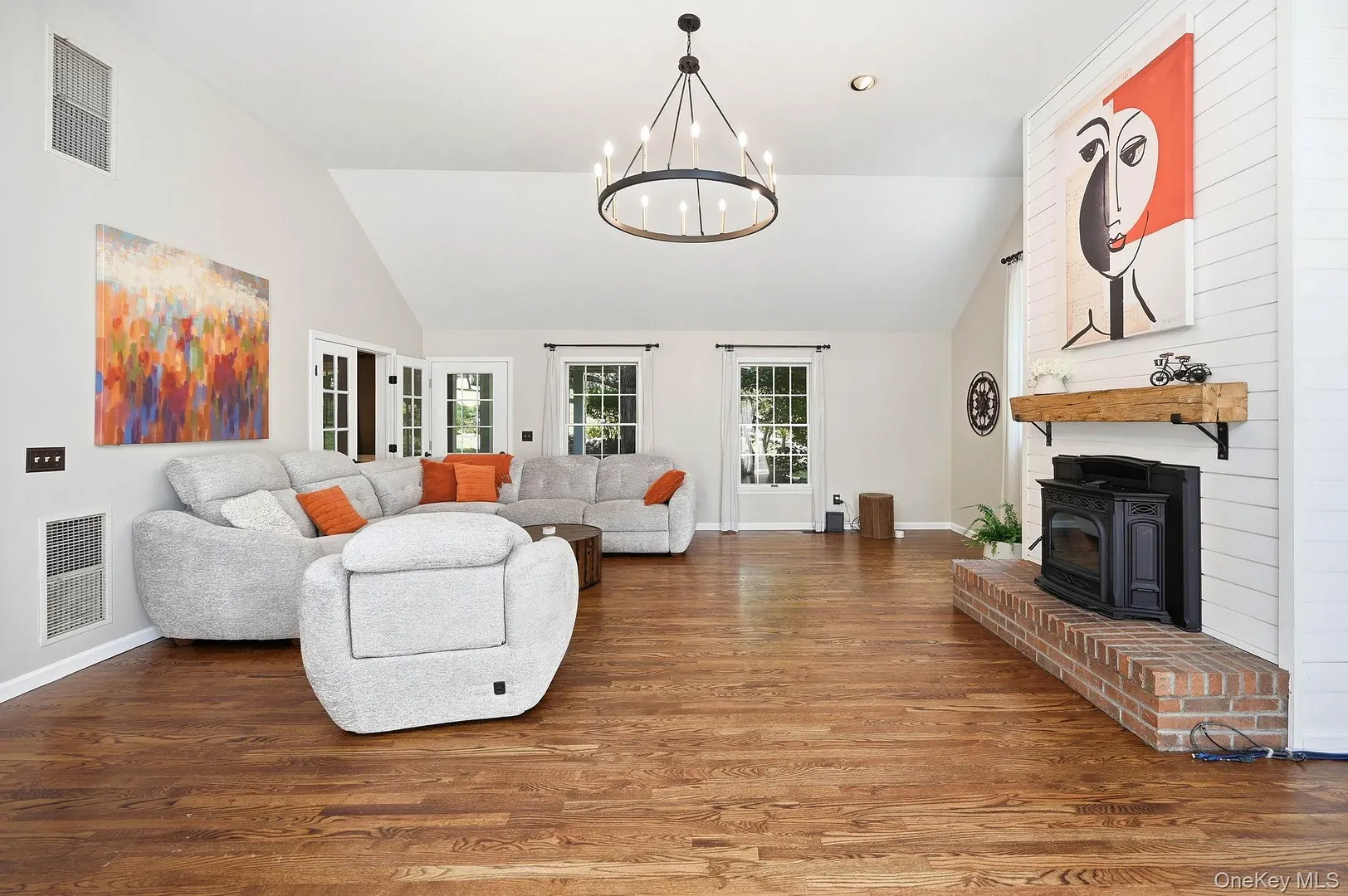 8 Sills Court Photo 10