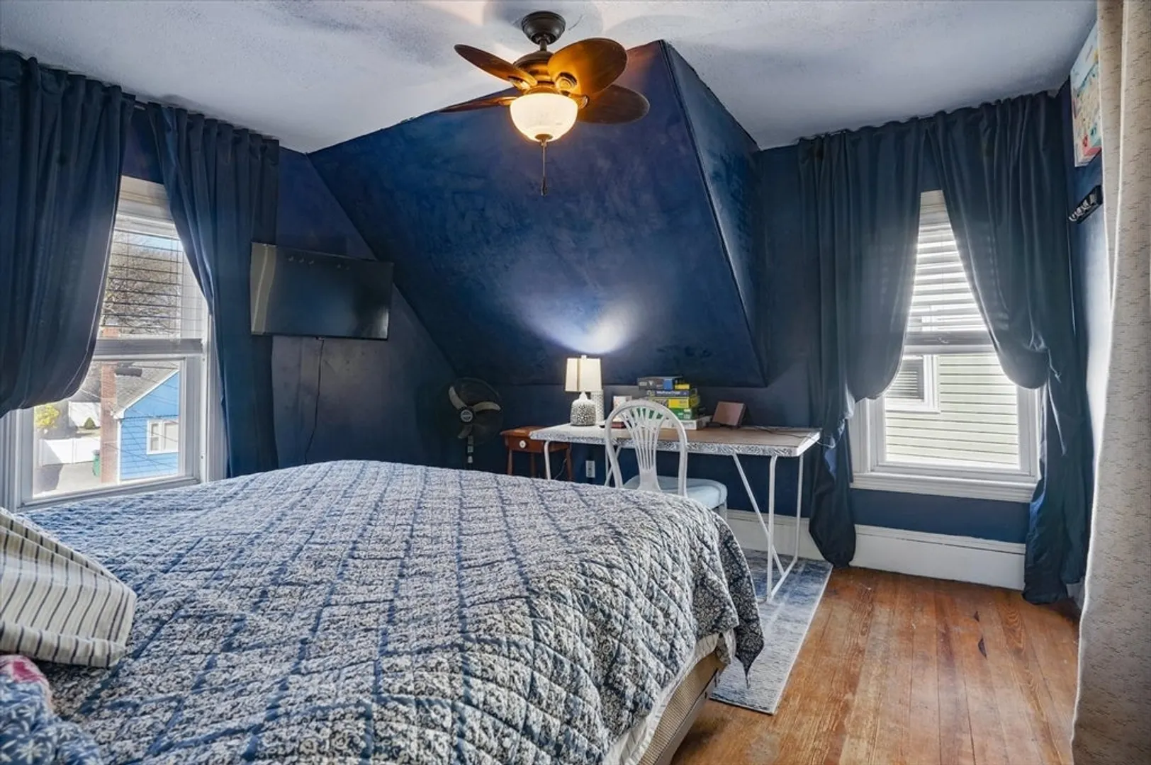 14 Lambert Ave Photo 12