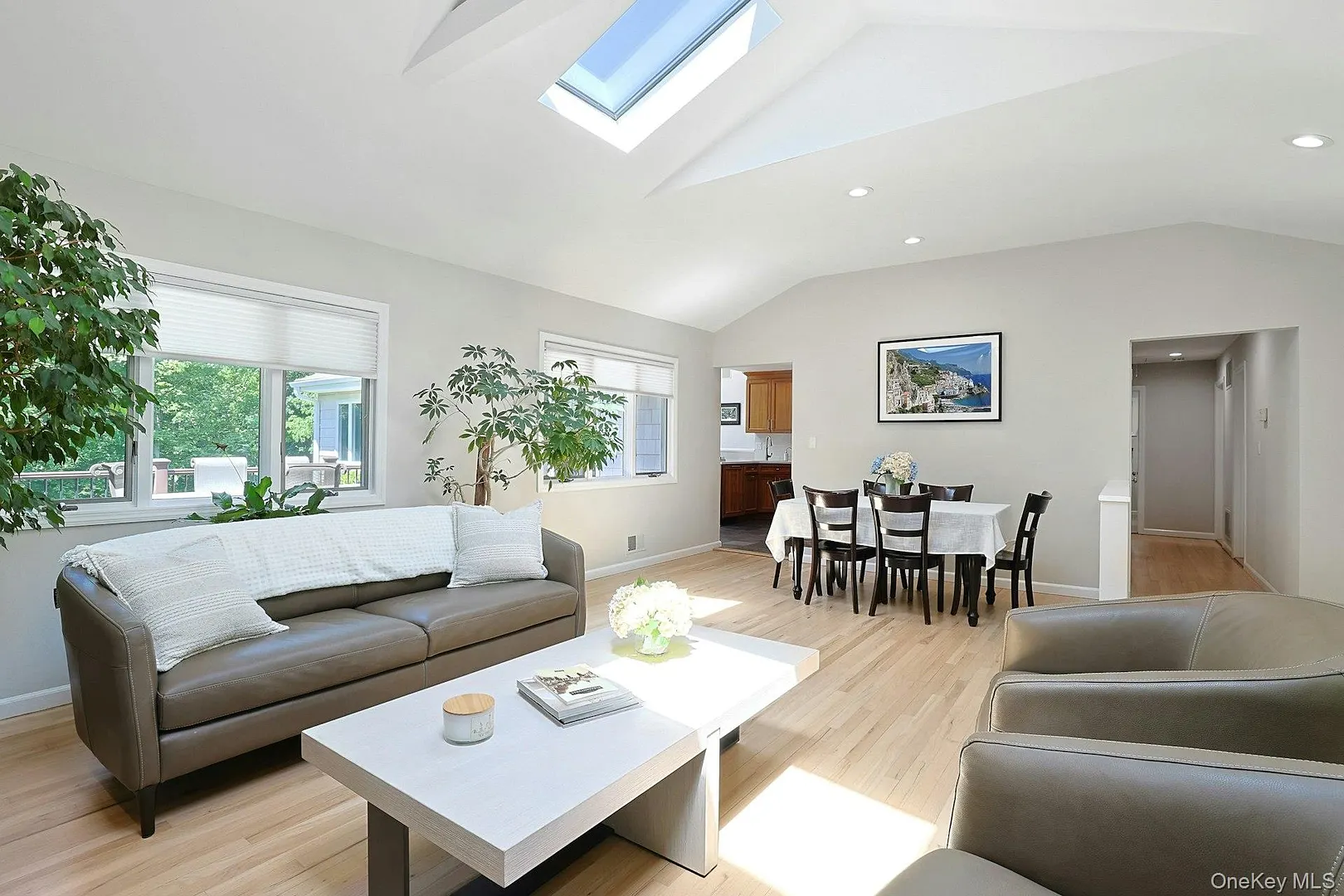 20 Robbins Road Photo 6