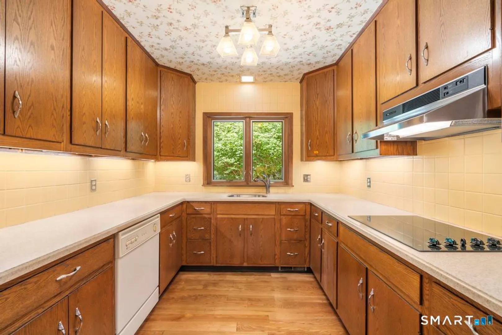 512 Belden Hill Road Photo 16