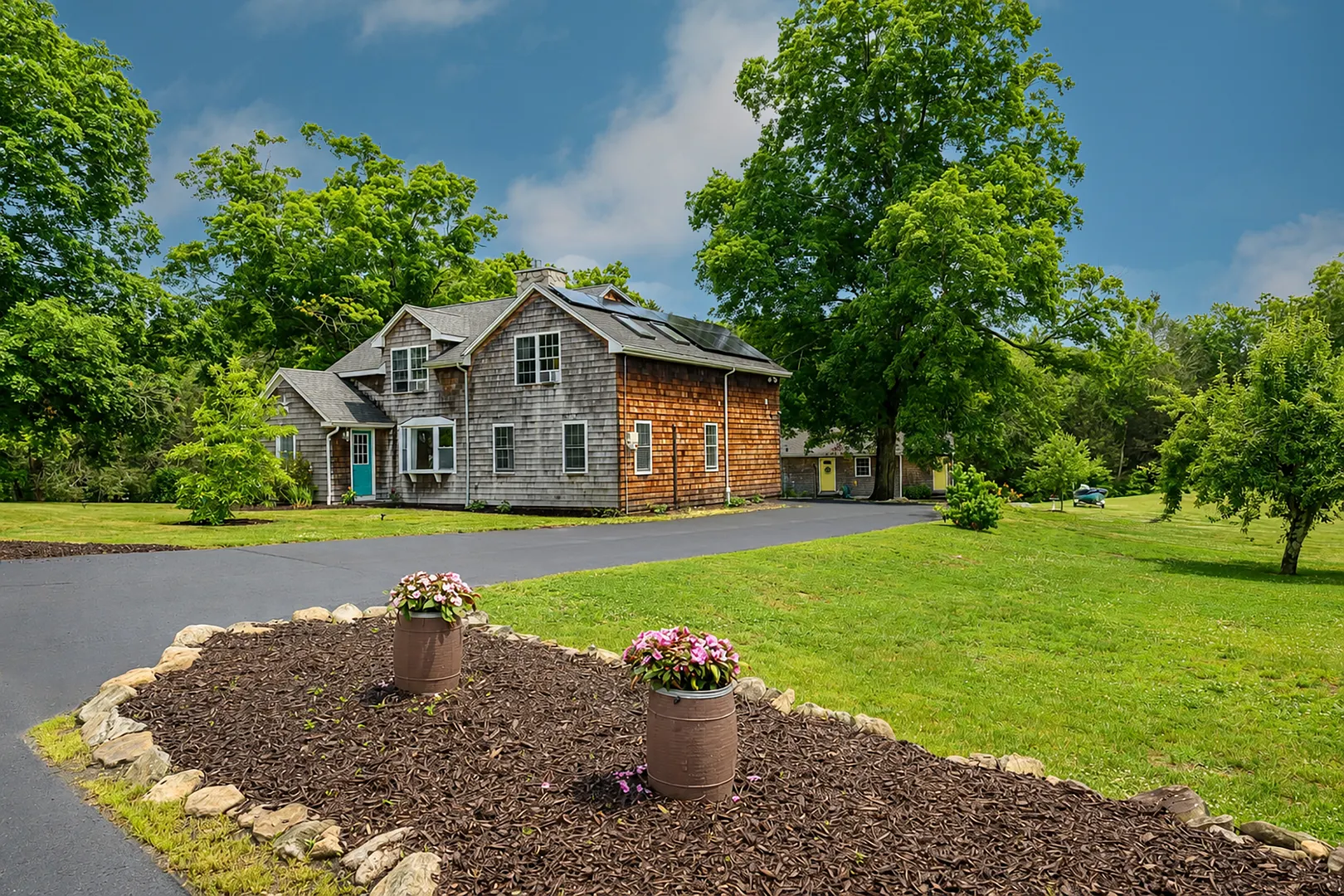 7 Silver Falls Road Photo 1