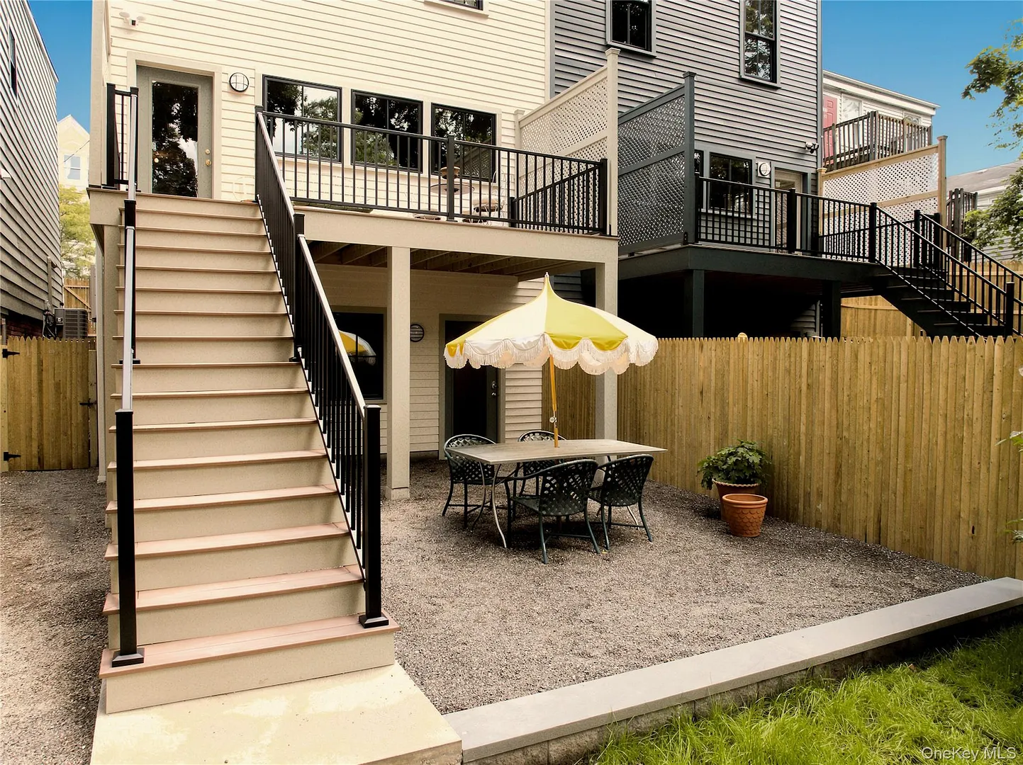 309 State Street Photo 43