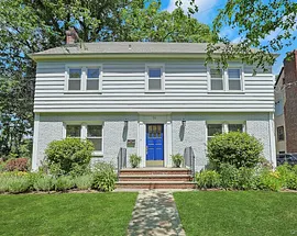 91 Vaughn Avenue