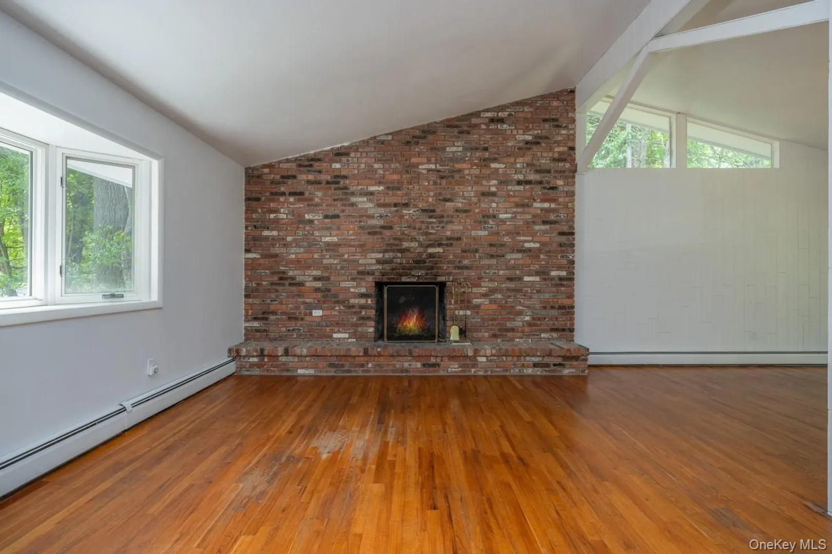 12 Dale Road Photo 8
