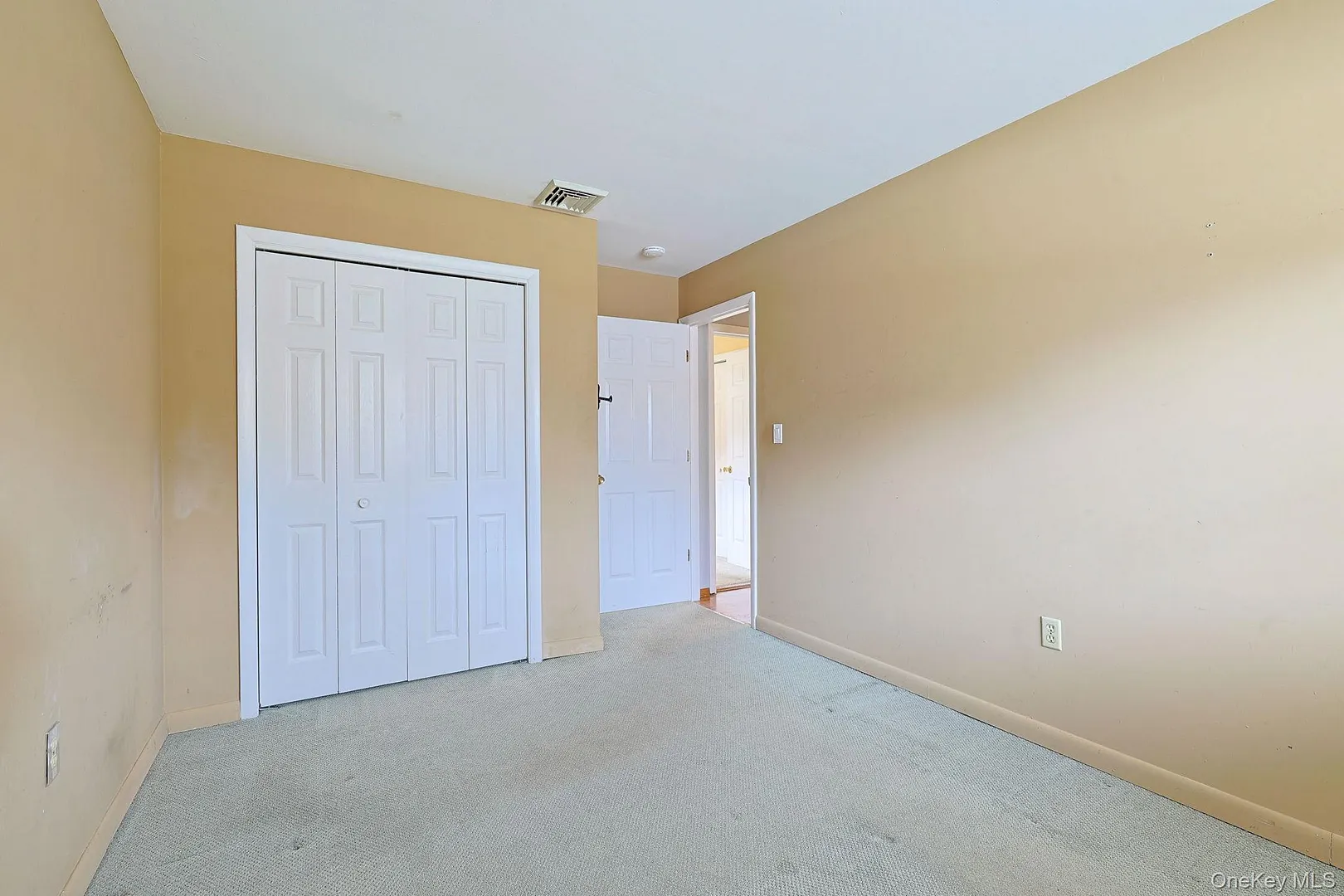 15 Nursery Road Photo 16