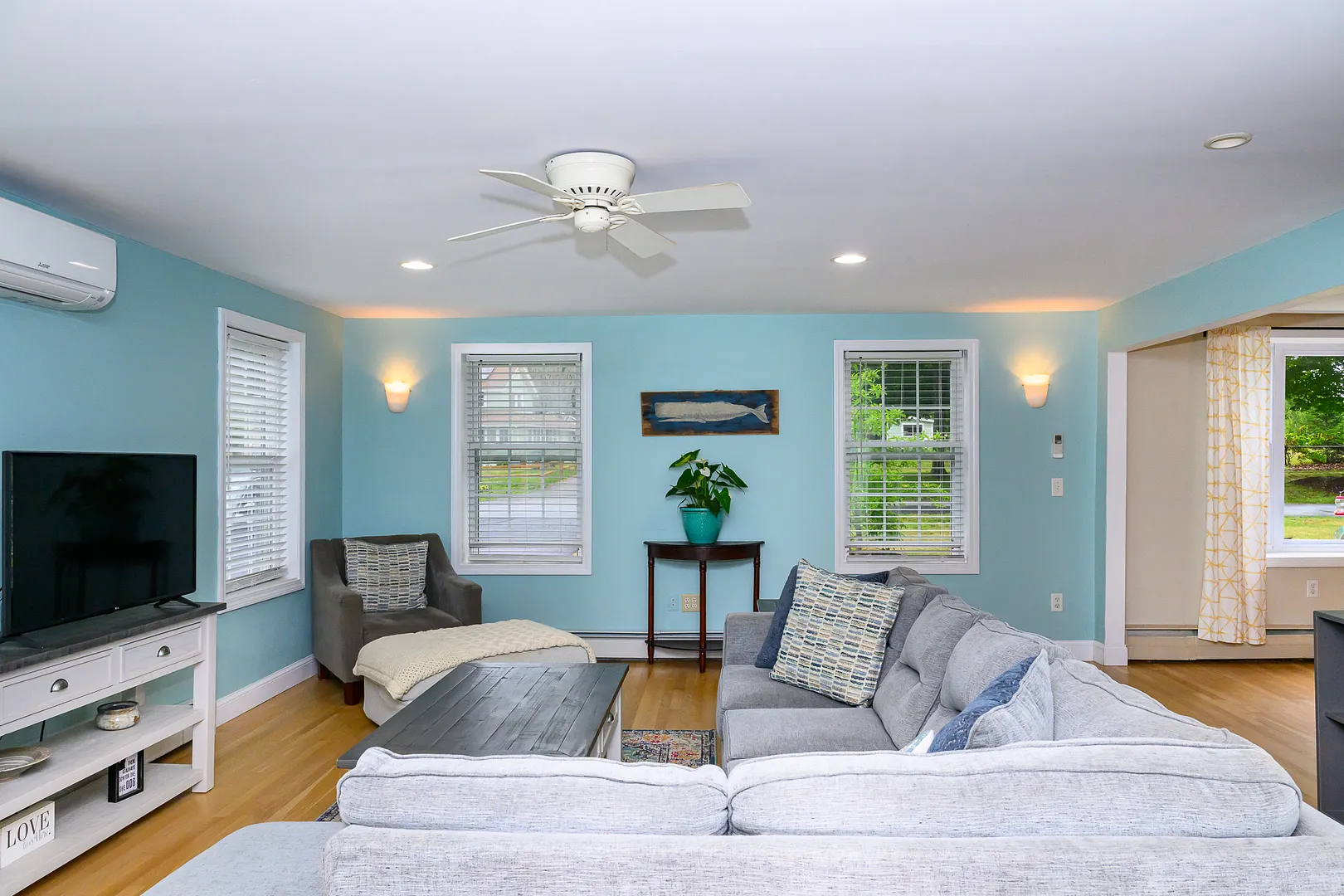 7 Silver Falls Road Photo 4