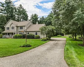 2 Bayberry Ln