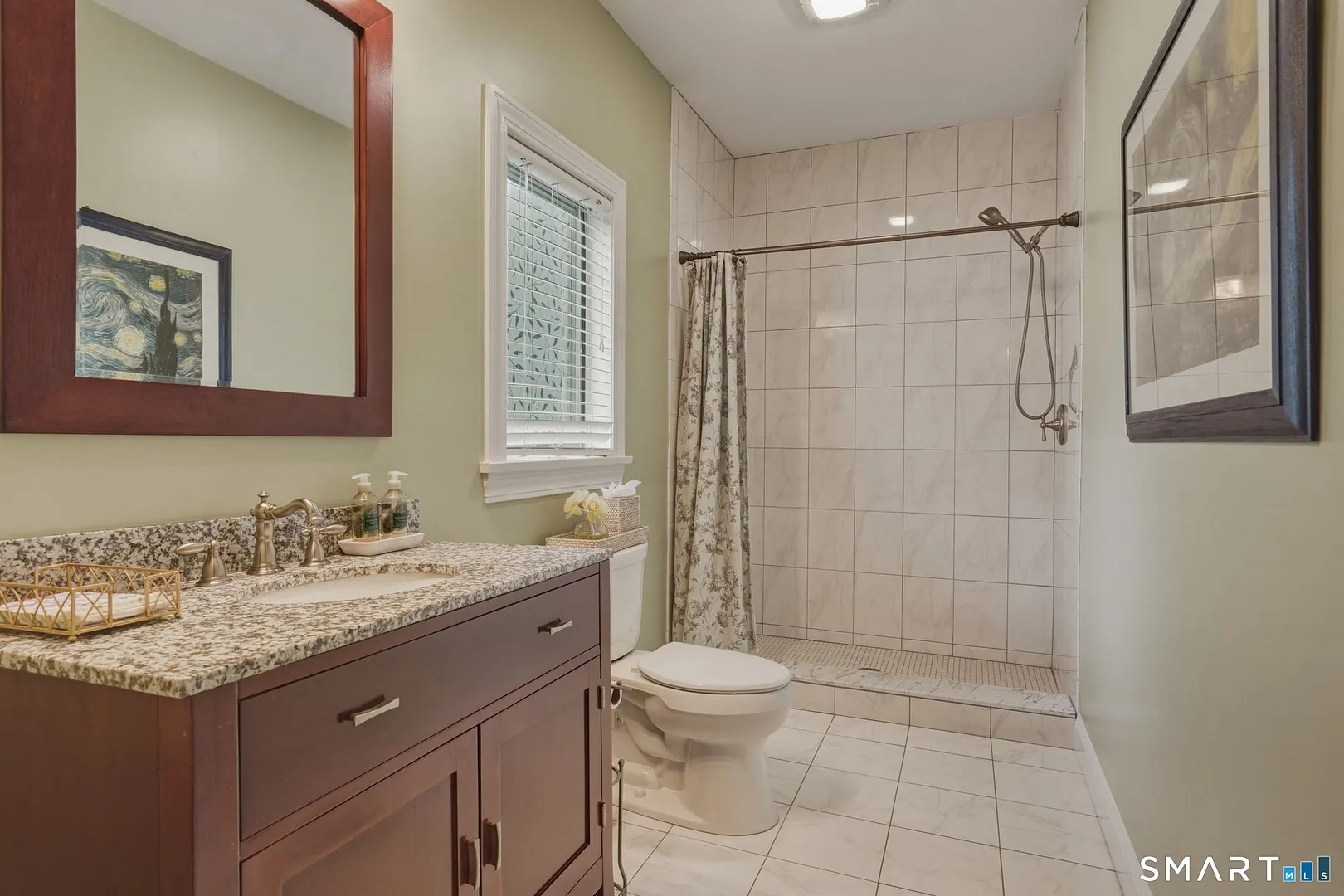 1 Oak Drive Photo 24