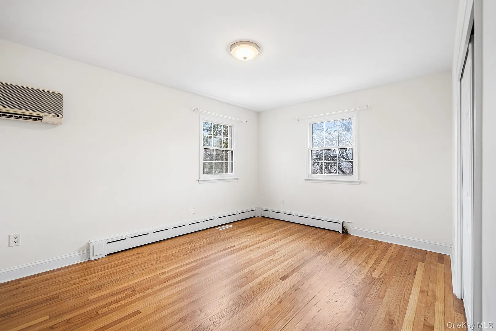 9 Sunrise Terrace Photo 11