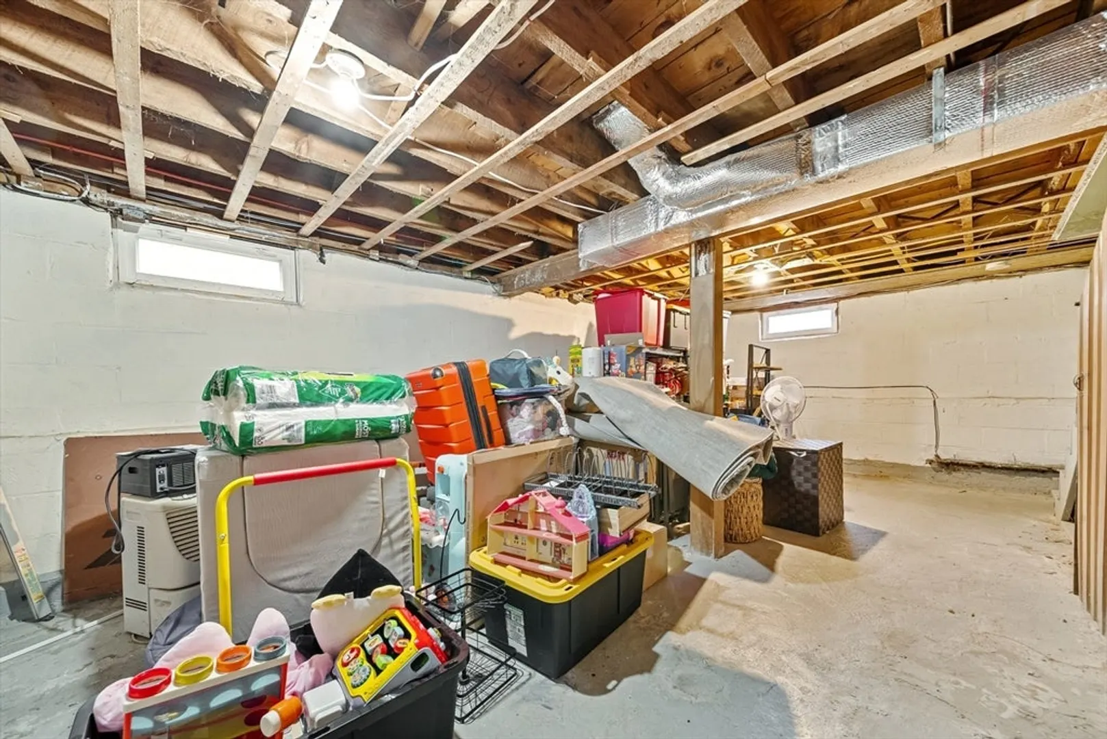24 Dexter St Photo 29