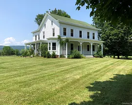 181 Huguenot Street