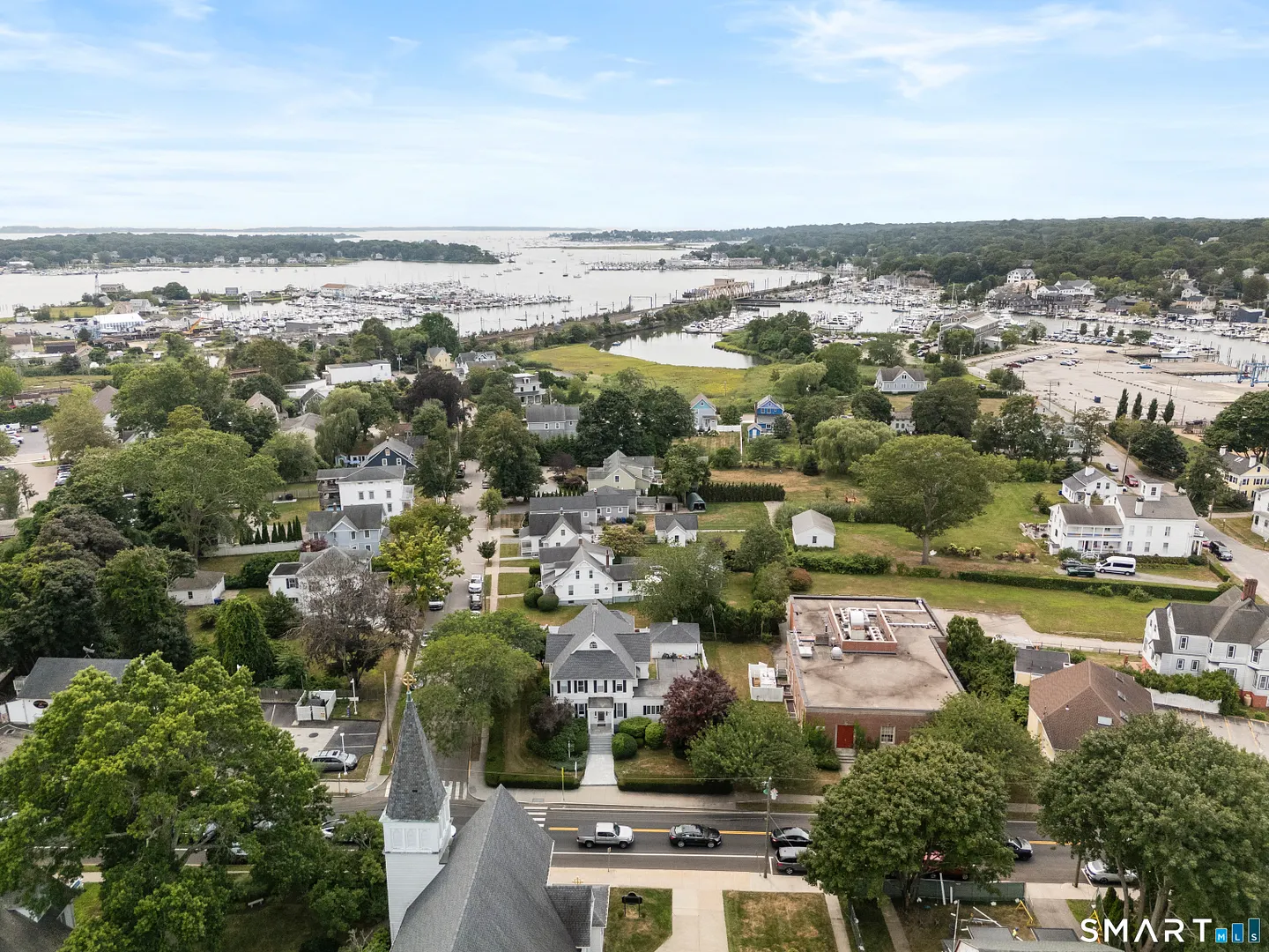 32 East Main Street Photo 23