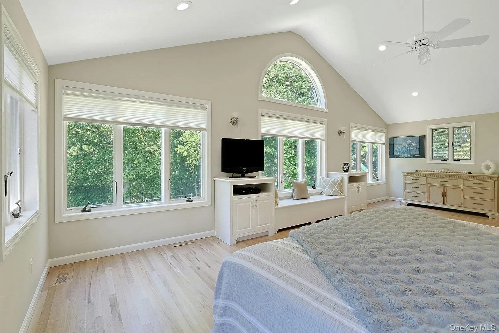 20 Robbins Road Photo 19