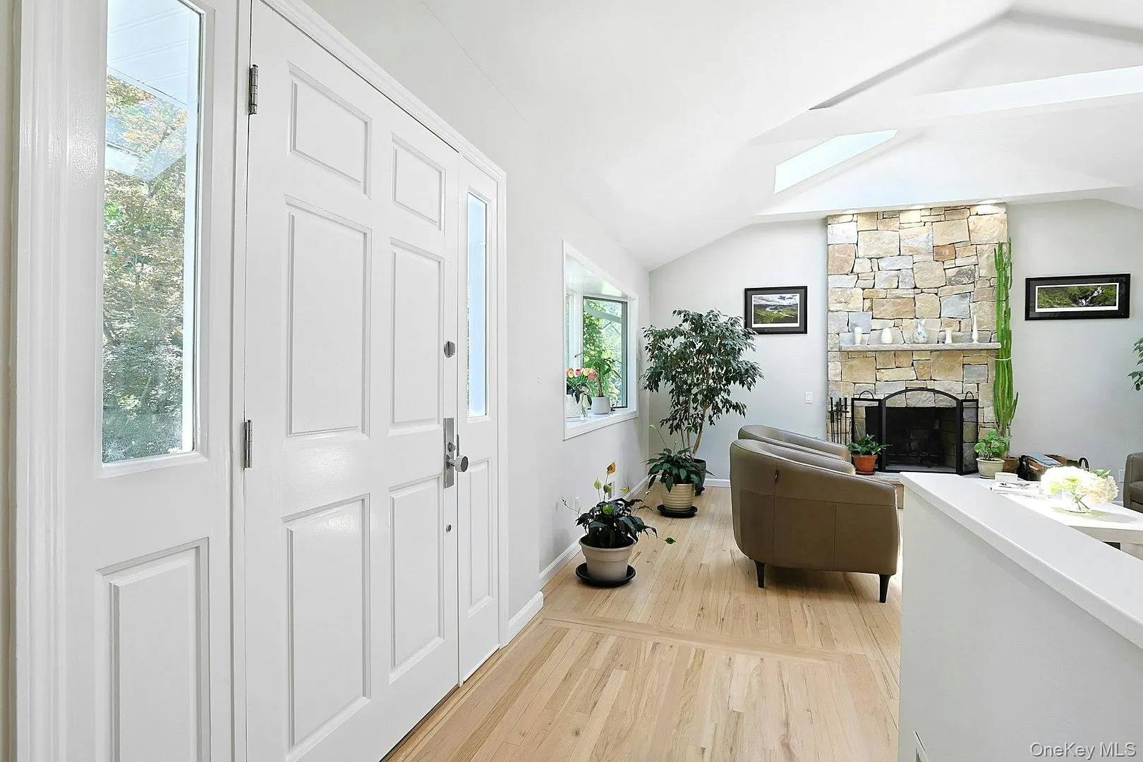 20 Robbins Road Photo 2