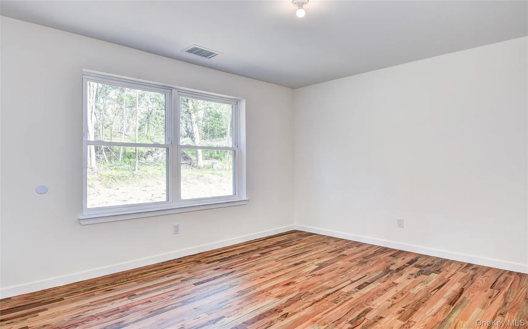 25 Tamarack Drive Photo 33