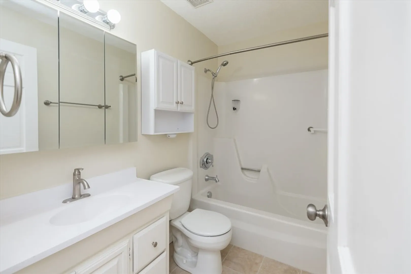 468 Island St #468 Photo 22