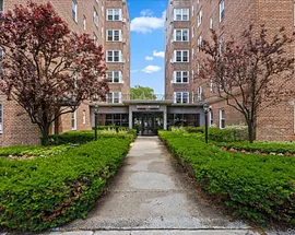 625 Gramatan Avenue  #5O