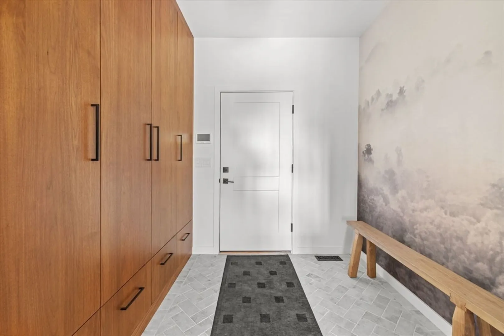 61 Green Avenue Photo 13