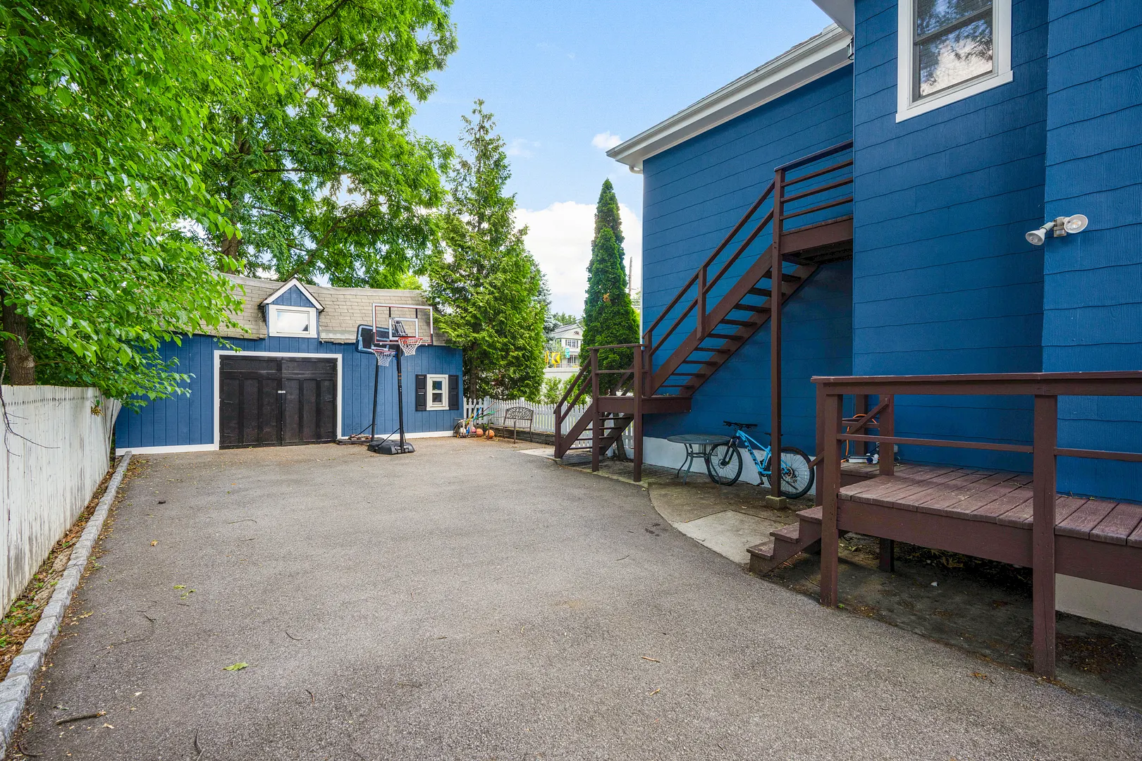 315 Maple Avenue Photo 30
