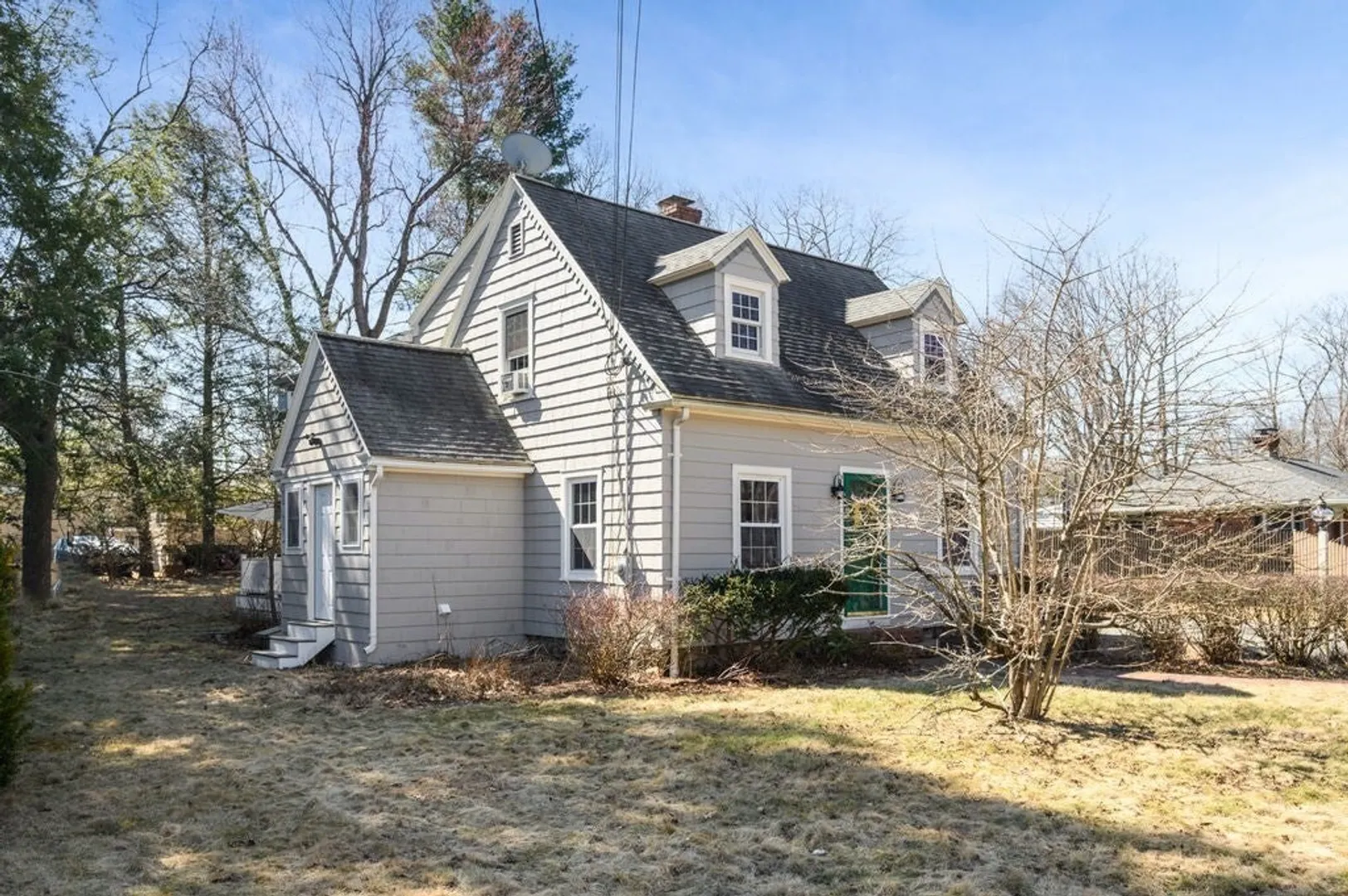 5 Loring Street Photo 3