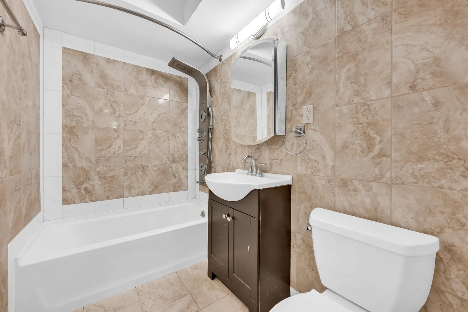 893 Farmington Avenue  #1C Photo 15