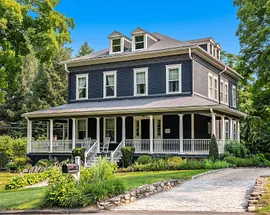 11 Pleasant Street
