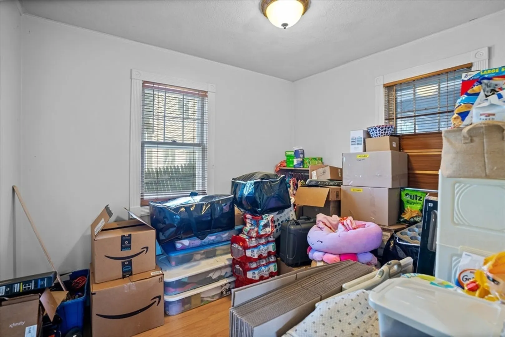 97 Triton Ave Photo 32