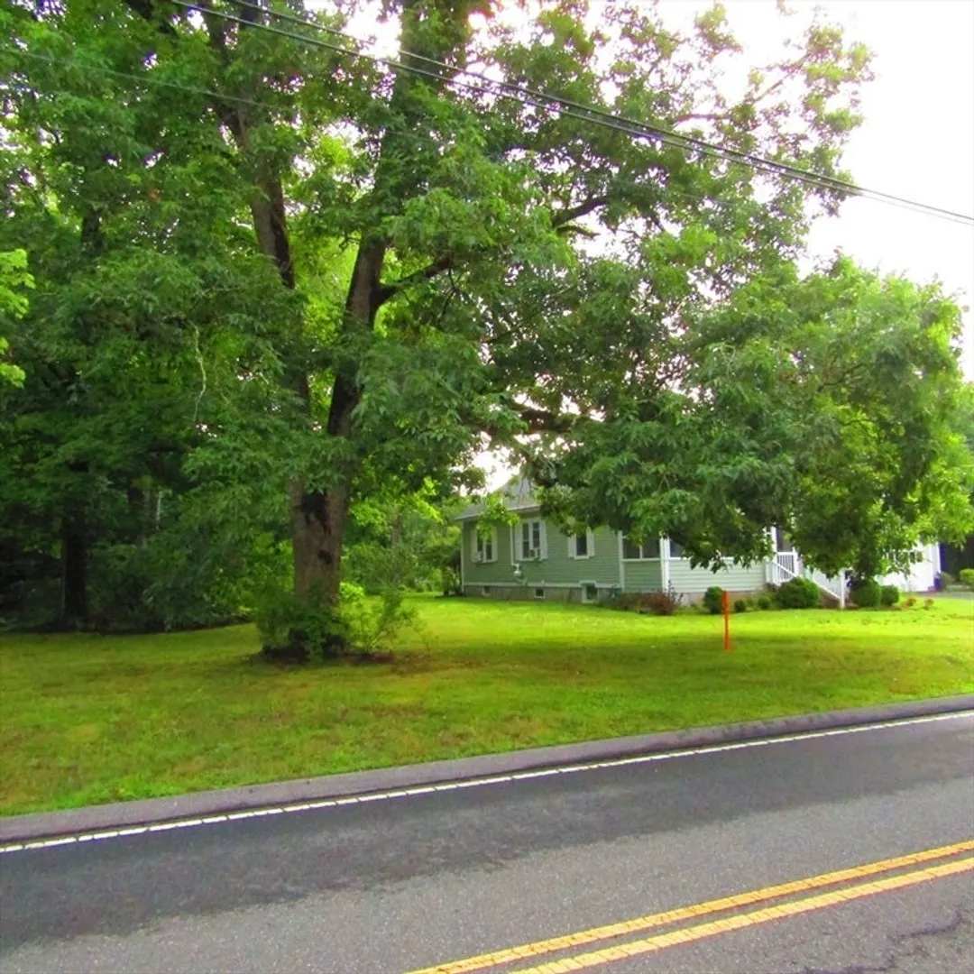 465 Spring Street Photo 25