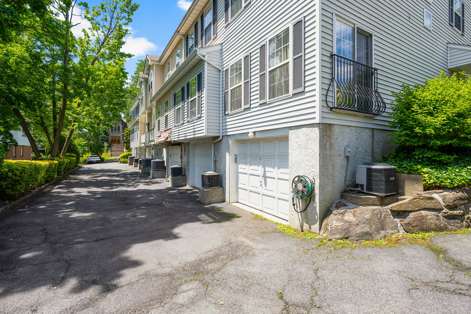 398 Cortlandt Avenue  #8 Photo 20