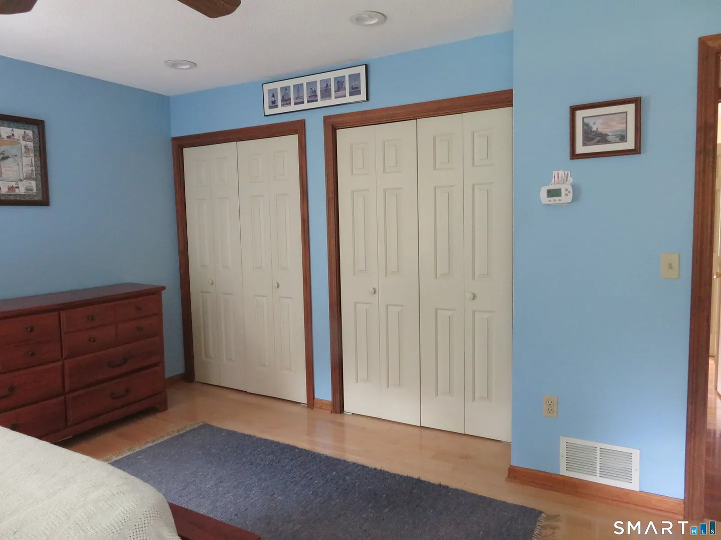 836 Wolf Hill Road Photo 13
