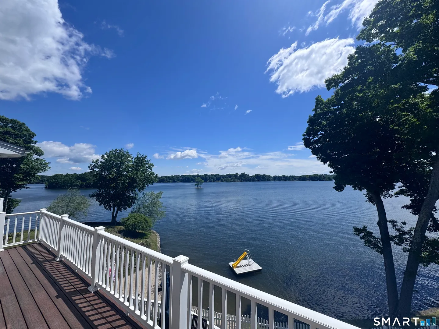1 Oak Drive Photo 2