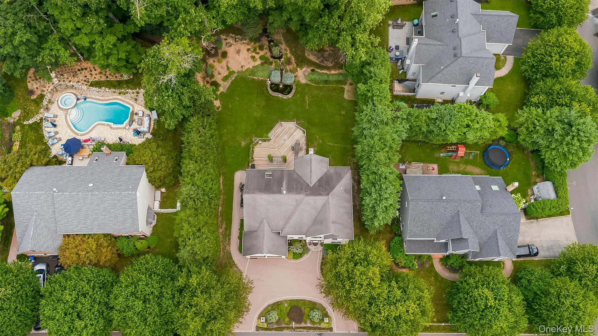 143 Euclid Avenue Photo 32