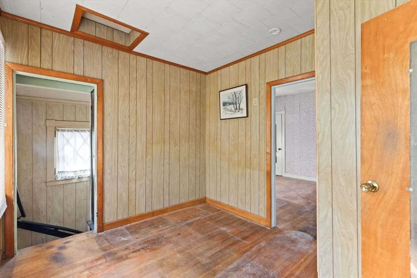 2018 Pleasant St Photo 18