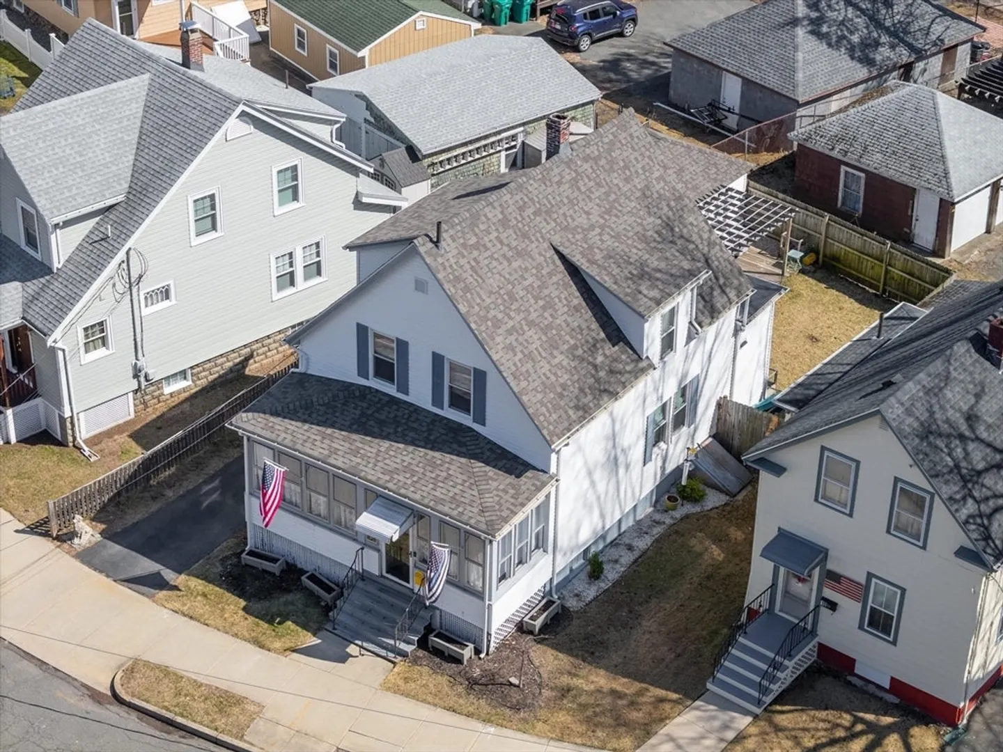 14 Lambert Ave Photo 20