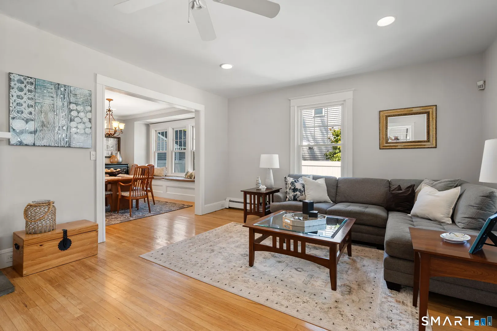 10 Marion Avenue Photo 6