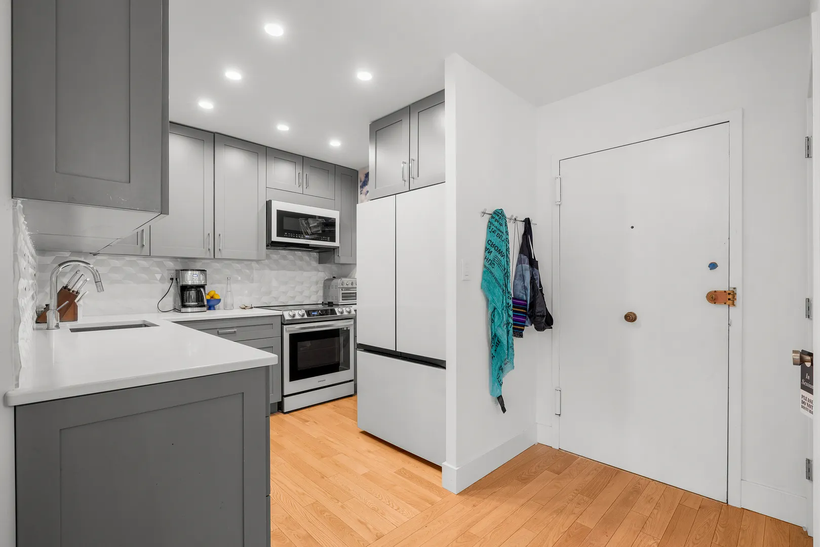 20 Old Mamaroneck Road  #7G Photo 3