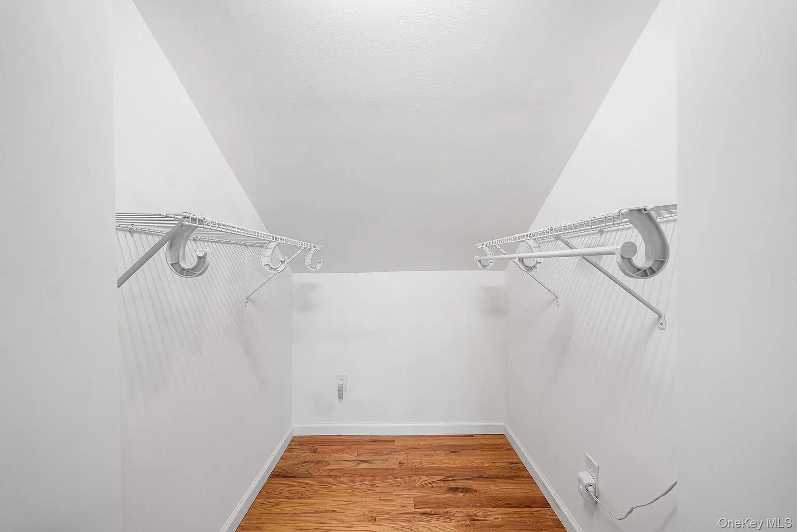 9 Sunrise Terrace Photo 28