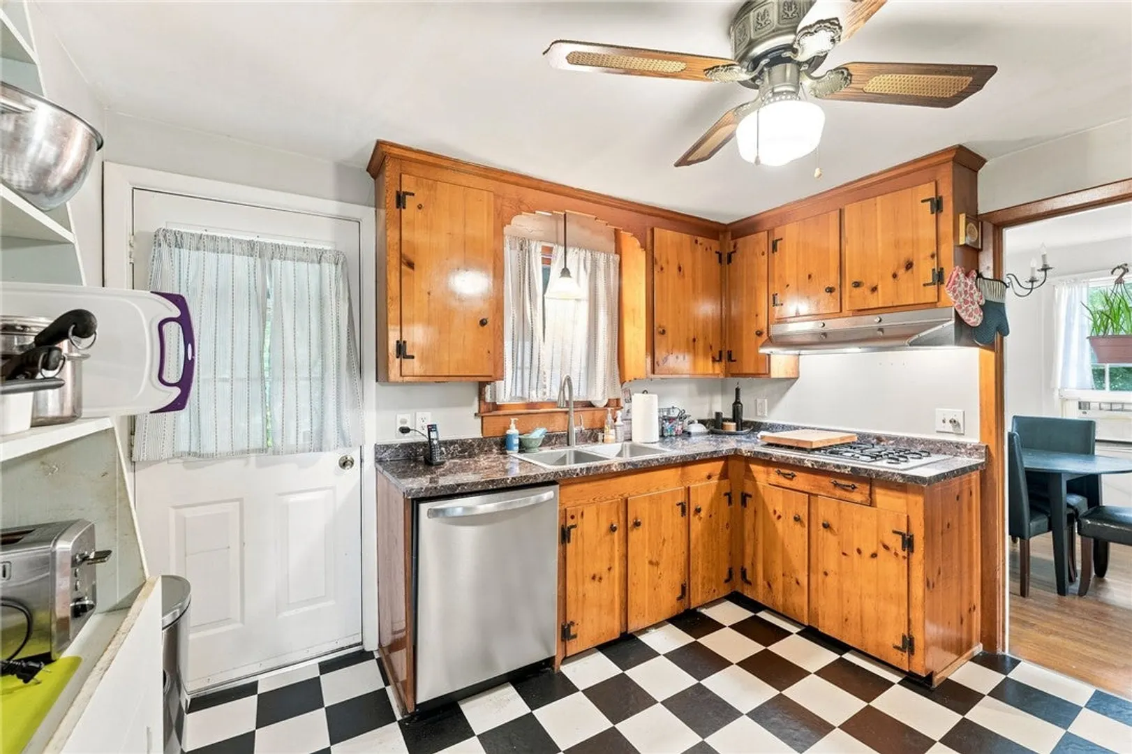 181 Brookside Drive Photo 5
