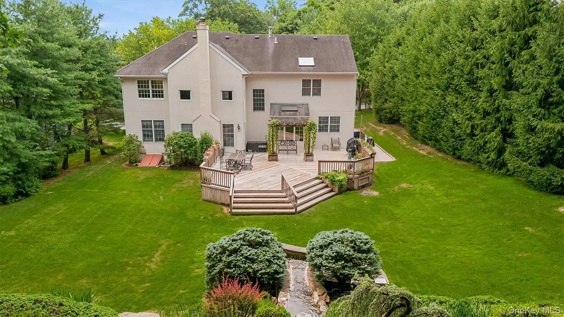 143 Euclid Avenue Photo 31