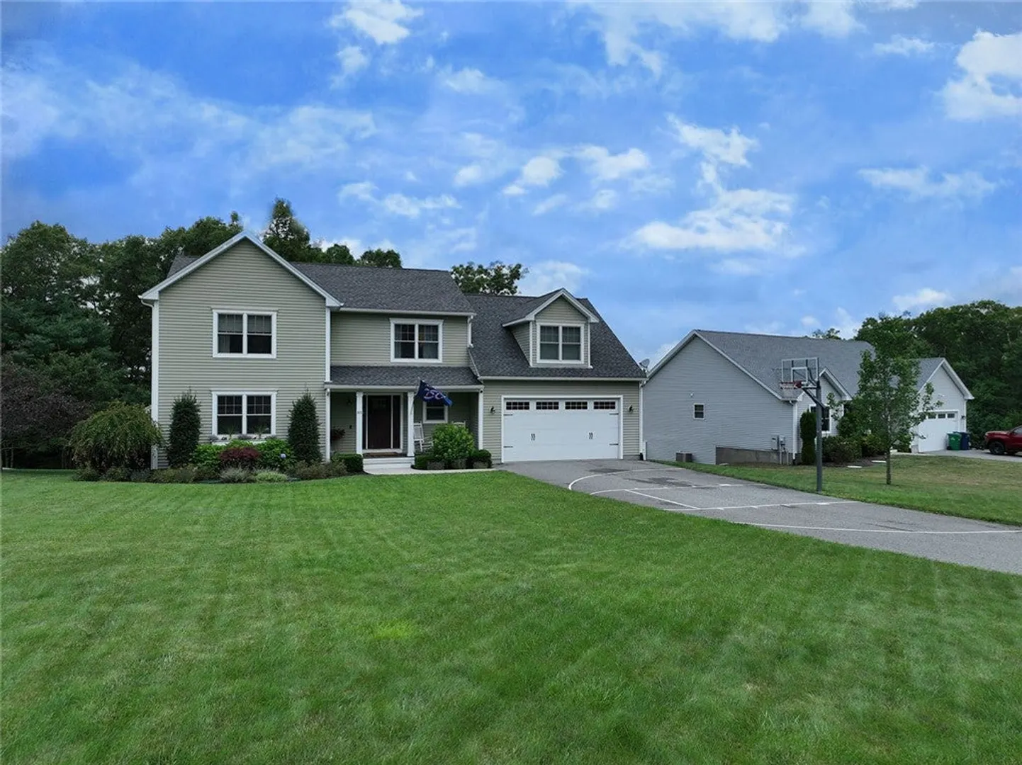 85 Cyrus Court Photo 2