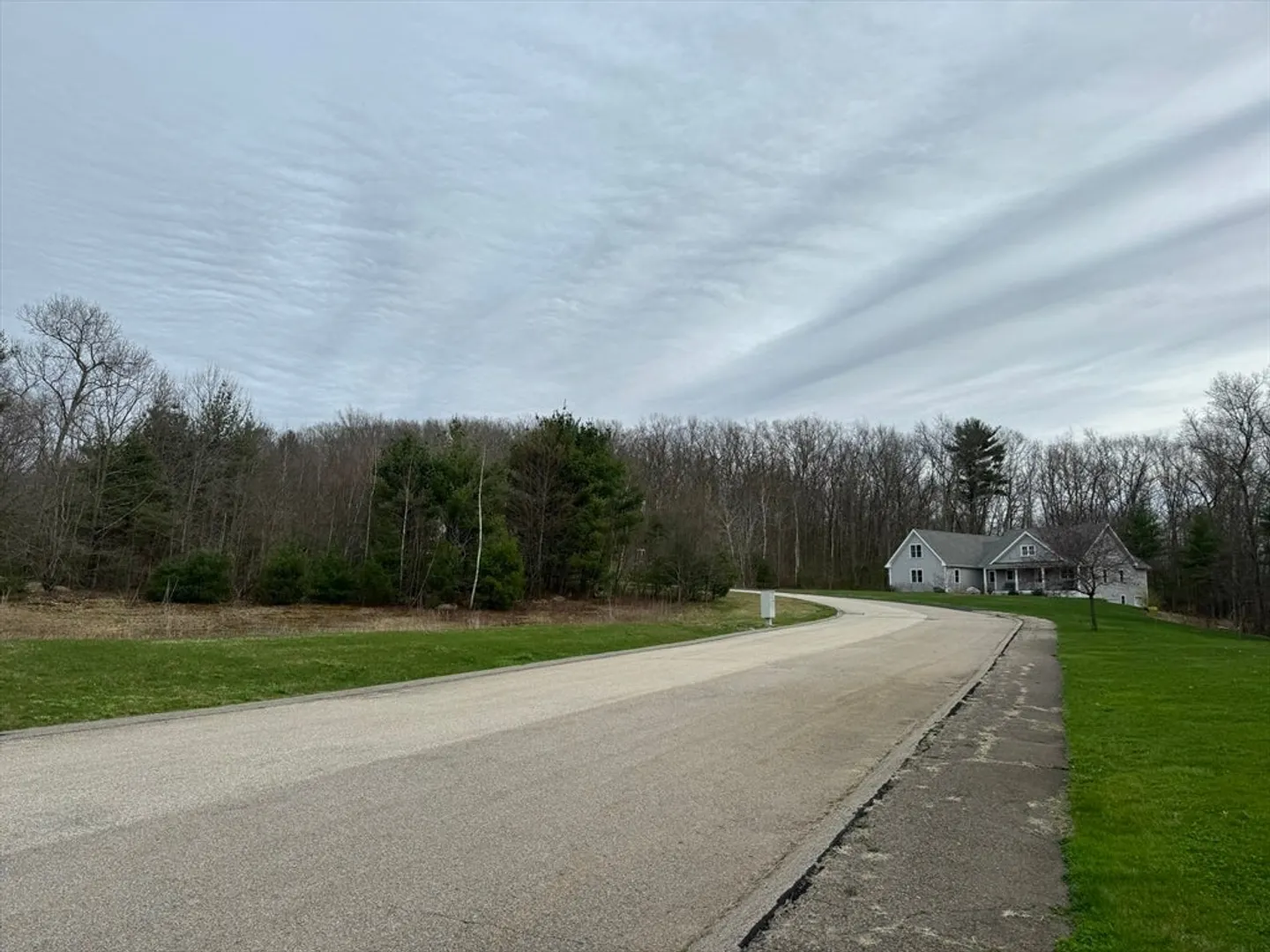 10 Pauls Dr Photo 6