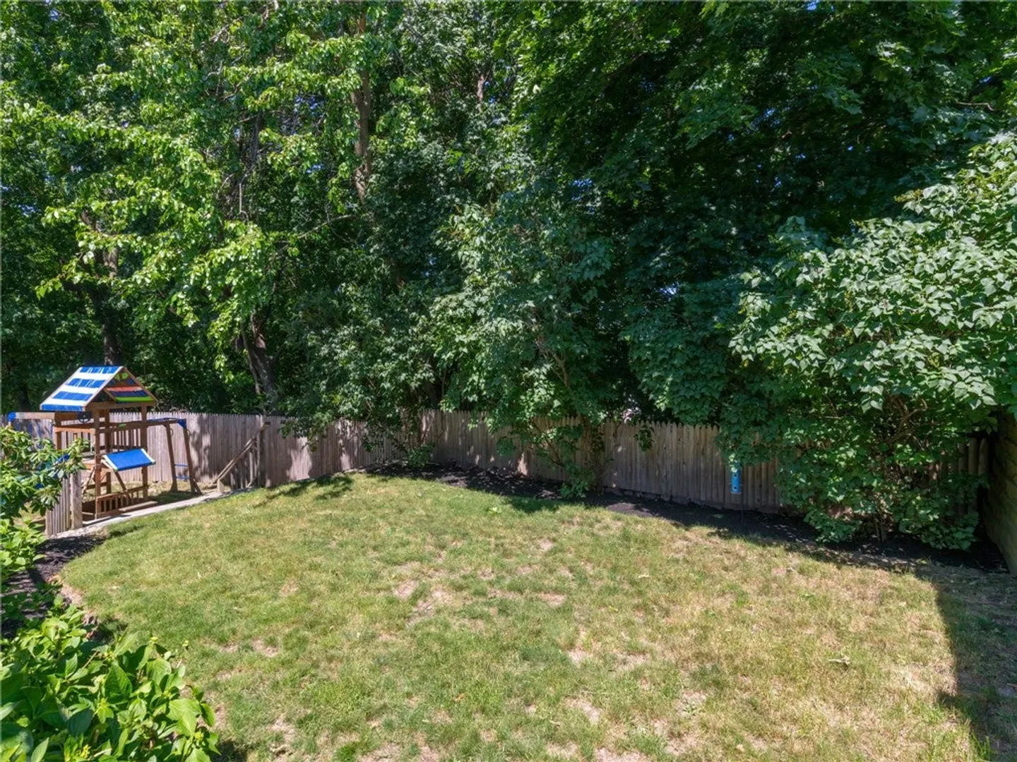 59 N Williams Street Photo 18