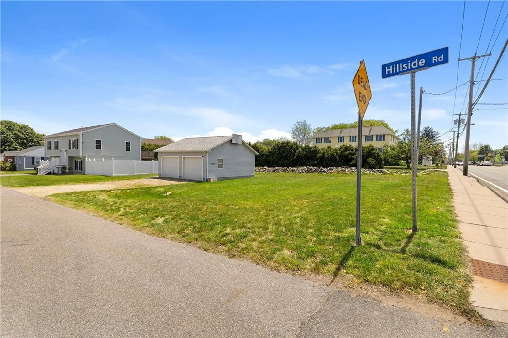 3055 East Main Road Photo 5